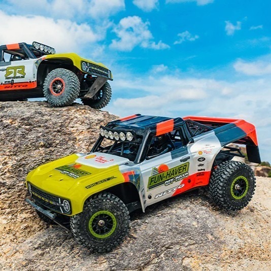 FMS FSC18 Ford Bronco | 1:18 Scale | Short Course Truck image 3